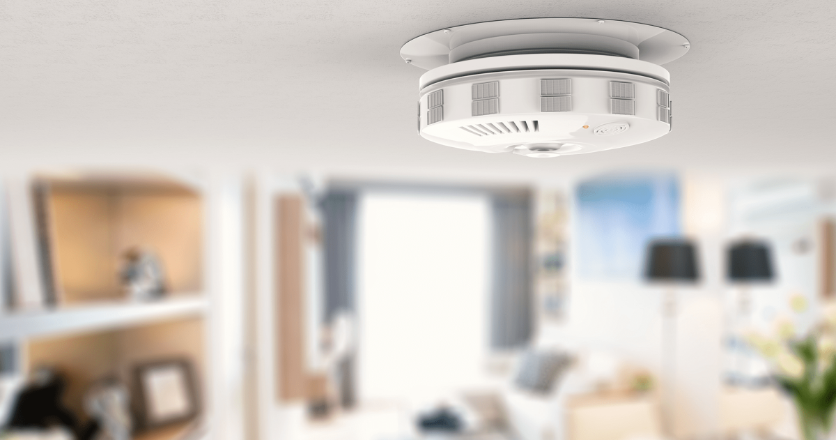 Rookmelder aan een plafond